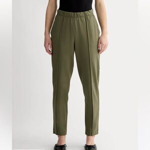 Everlane Kalamata Olive Green Dream Trouser Sweat Pant w/ Tailored Tapered Leg